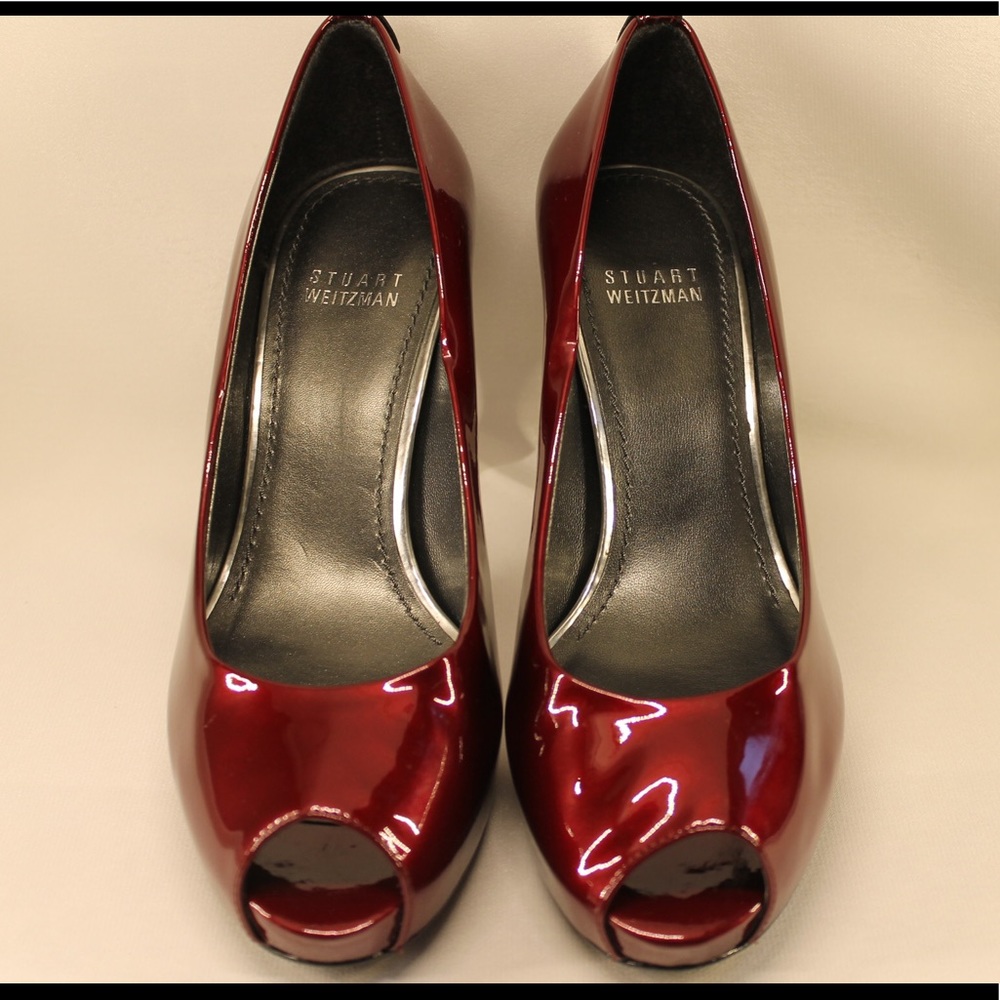 Stuart Weitzman heel pumps, size 7.5. NWOT